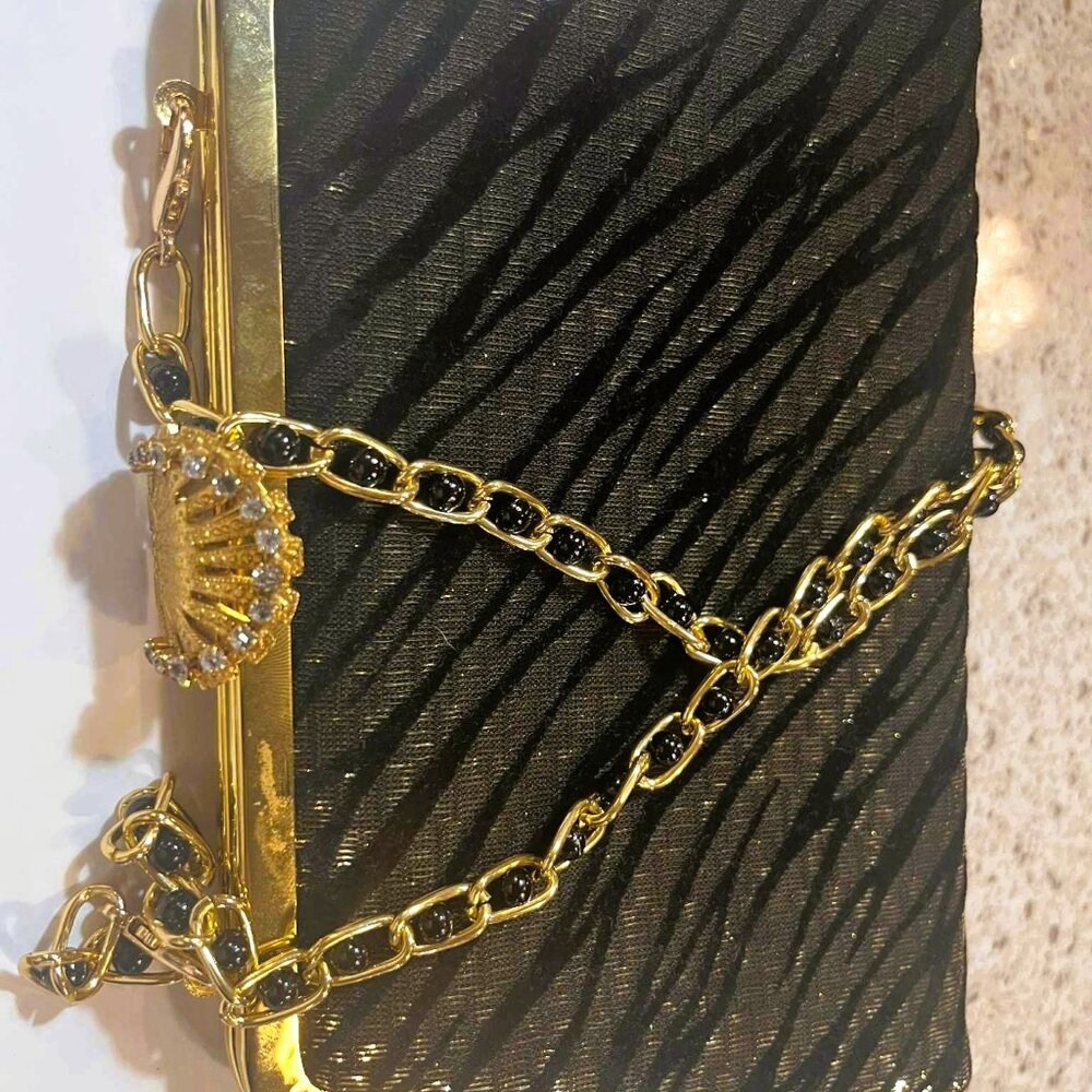 Fiona Vintage Black & Gold Clutch – Made in Hong Kong, 1960s